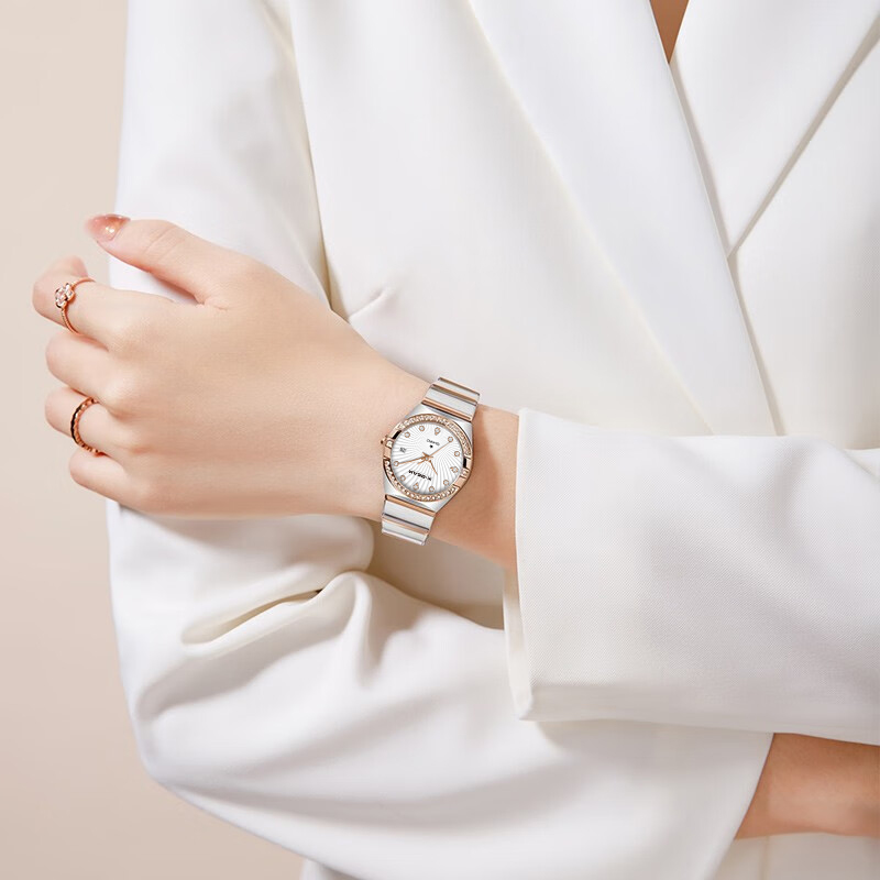 Fashion Watch Woman Luxury wit - Luxury X I Watch recension och pris