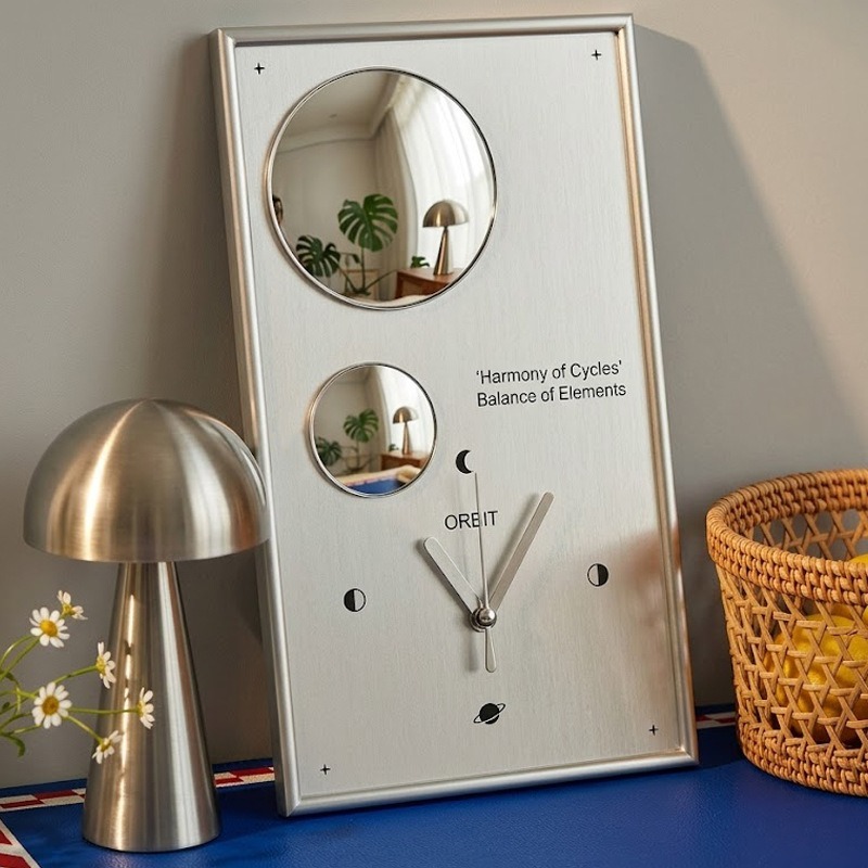 Magnetic Attraction Wall Clock - Luxury Watch Europe recension och pris